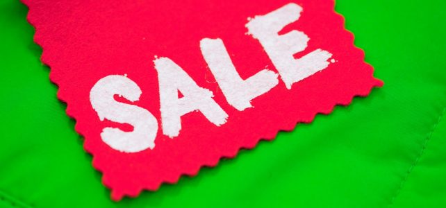 Luxury on Sale Separates Fashion Brands